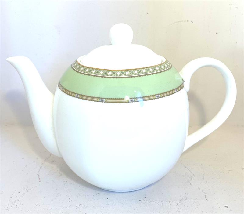 Lady Jane green teapot