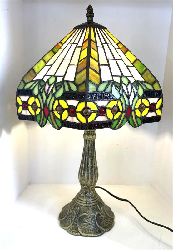 Green 12` table lamp