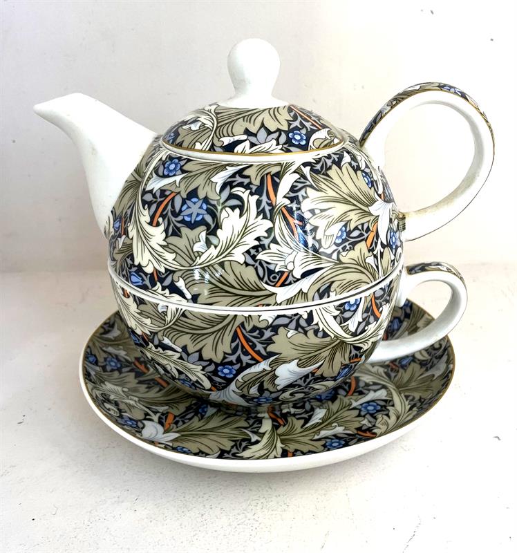 Tea for one blue taupe foliage