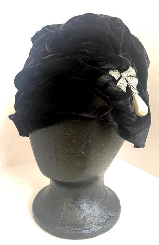 Hand made velvet cap