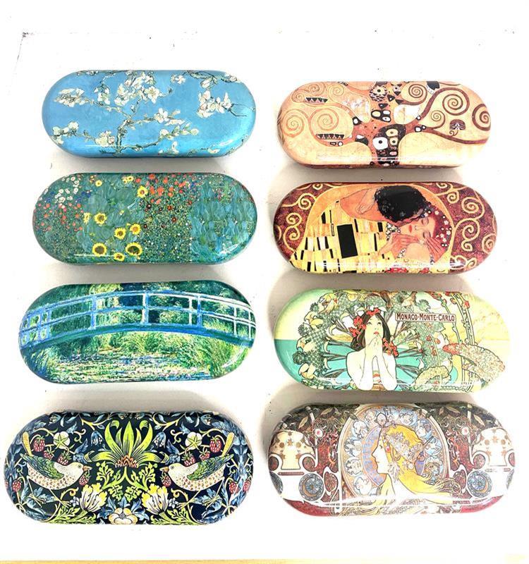 Spectacle case