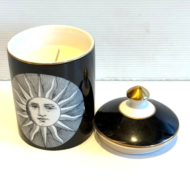 Heraldry candle